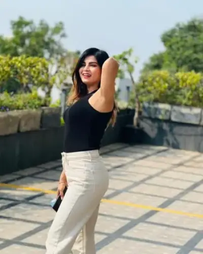 Call Girls Berasia Cash On Delivery